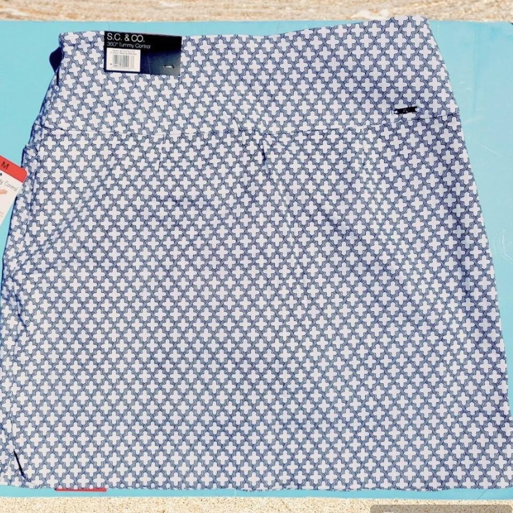 Black and White Skirt with Spandex Shorts 360 Tummy Control Waist Band